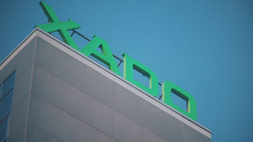 XADO RED FLUSH - Engine Oil System Cleaner & Decarbonizer (250 ml).